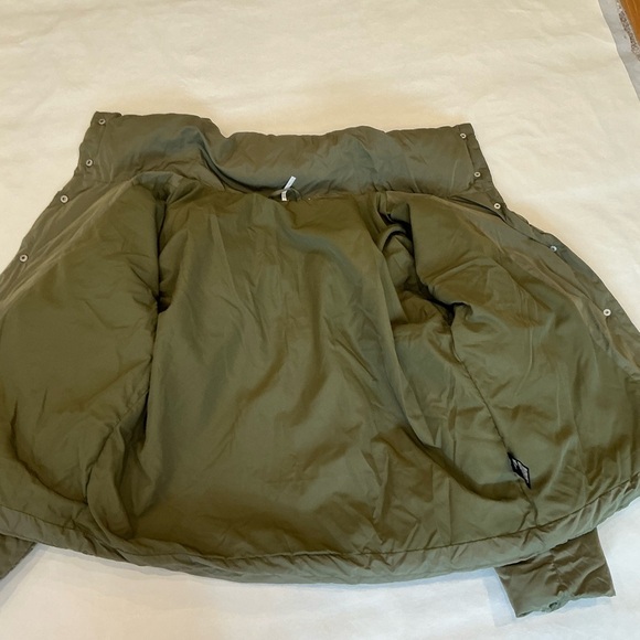 Free People Weekender Puffer Jacket in Olive Green Size S/P - Picture 8 of 11